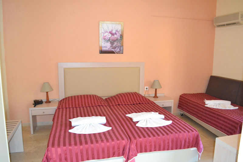 Amnissos Hotel Pigianos Kampos  ภายนอก รูปภาพ